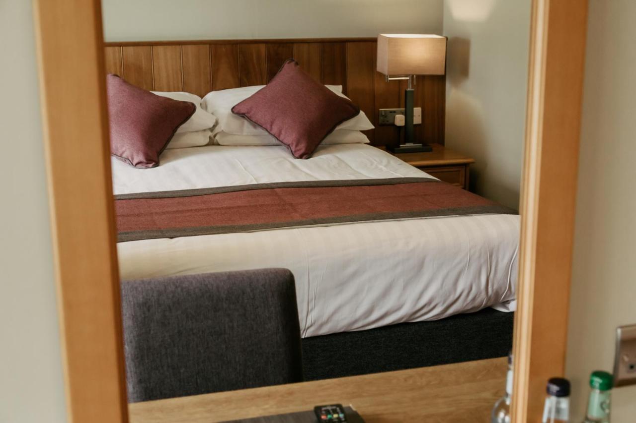 Cross Hotel